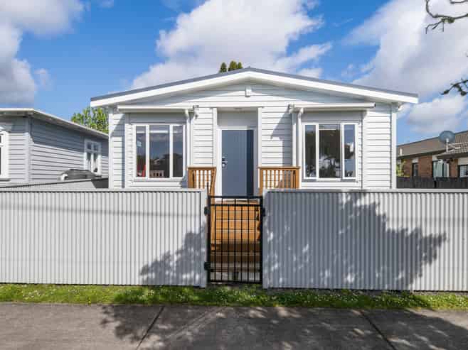 5C Hinekohu Street, New Lynn