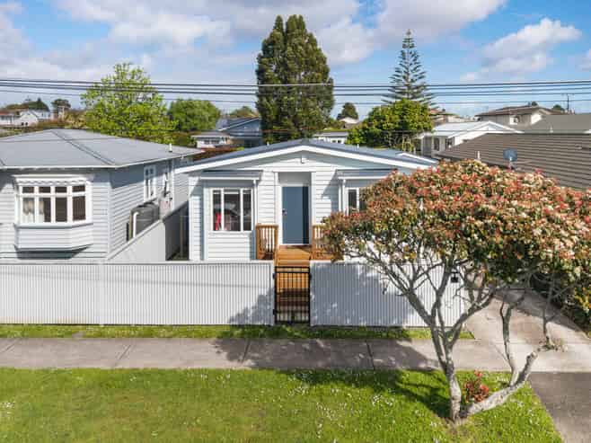 5C Hinekohu Street, New Lynn