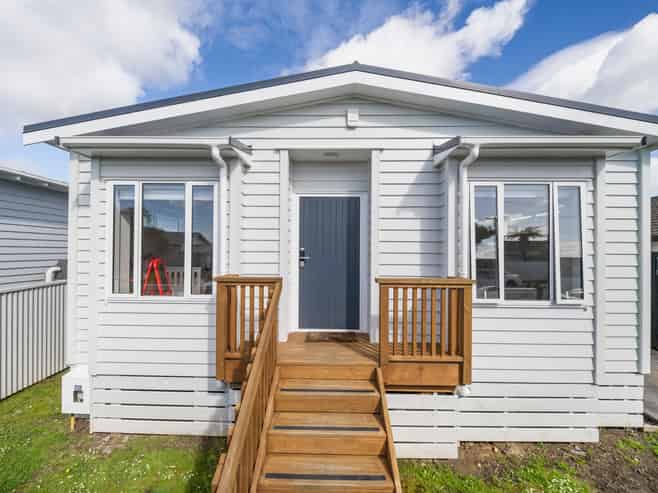 5C Hinekohu Street, New Lynn
