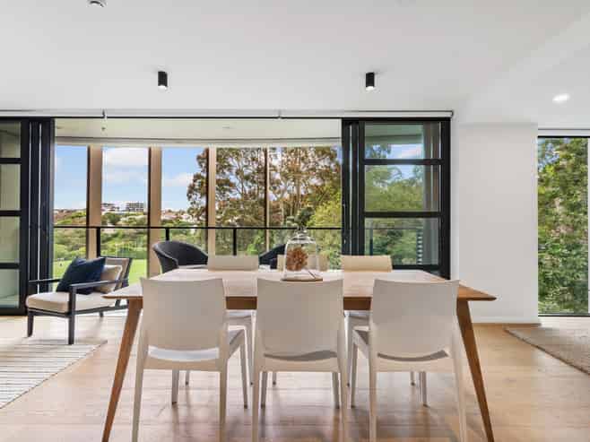 305/8 Kingsland Terrace, Kingsland