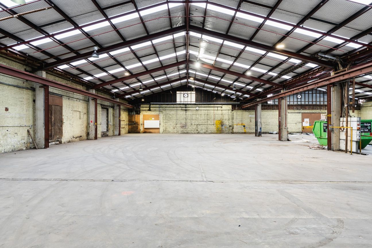 Warehouse with option to split - Vista 4