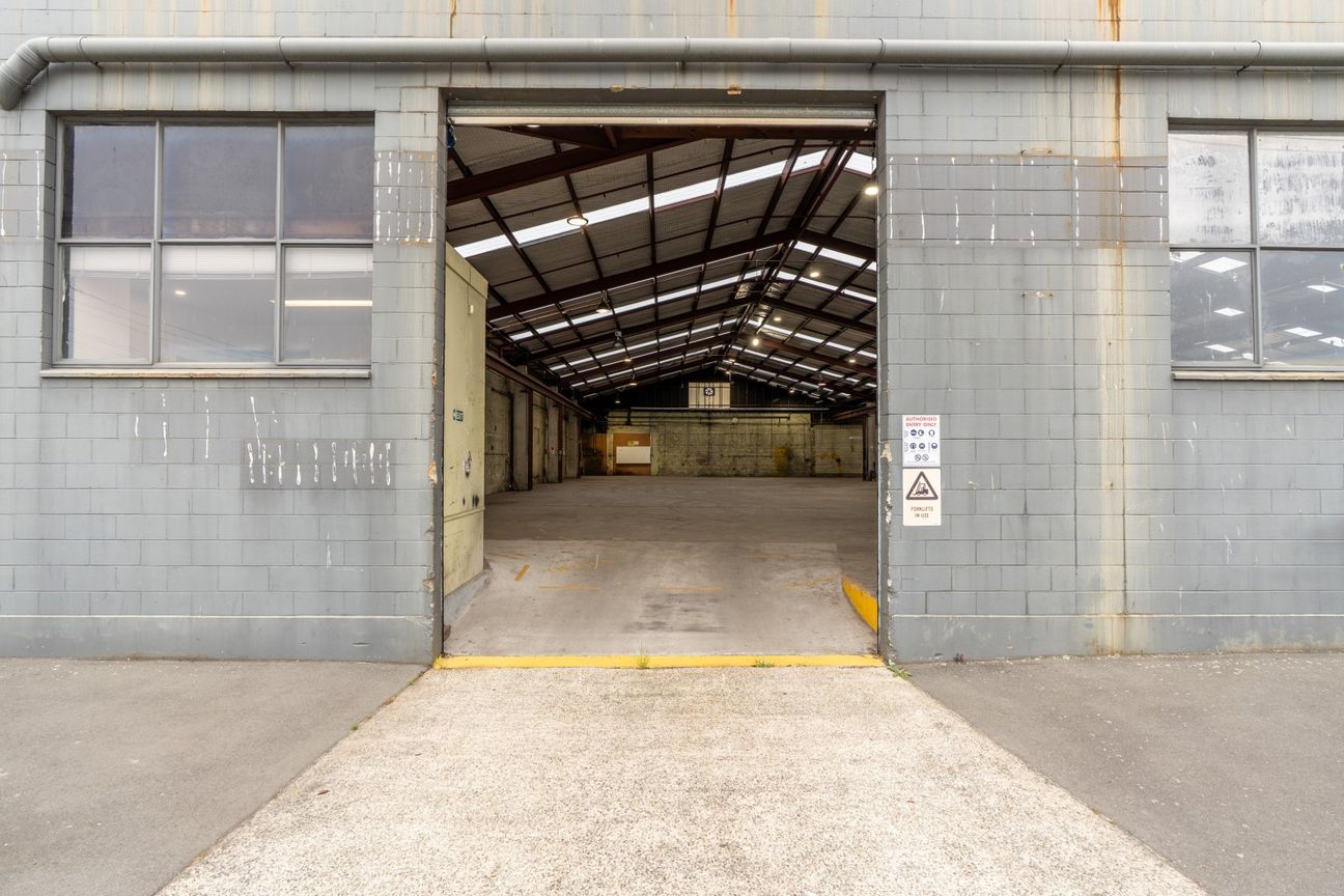 Warehouse with option to split - Vista 3