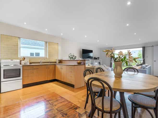 58 Renfrew Avenue, Sandringham