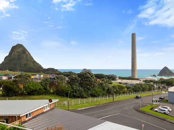 2/31 Findlay Street, Moturoa