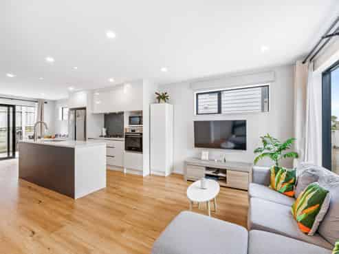 59D Redwood Drive, Massey