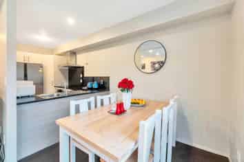 10/45a Swanson Road, Henderson