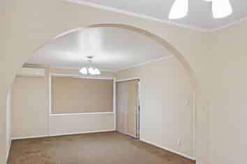 18 Becker Drive, Weymouth