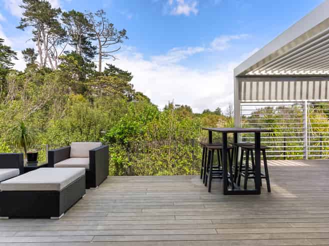 3 Dressage Lane, Greenhithe