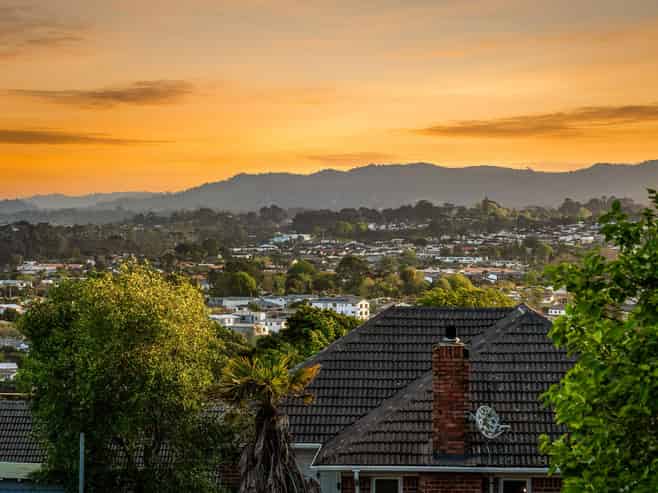 72 Don Buck Road, Massey