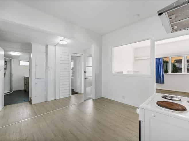 72 Don Buck Road, Massey