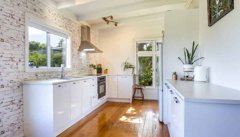 37 Makiri Street, Helensville