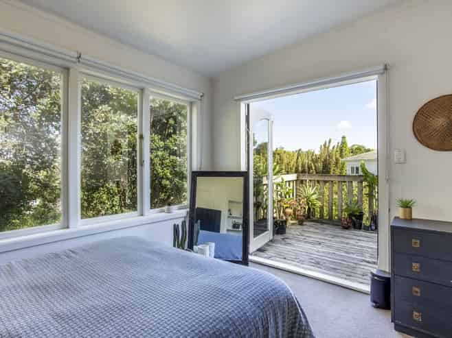 37 Makiri Street, Helensville