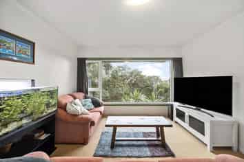 D/61 Mortimer Terrace, Brooklyn