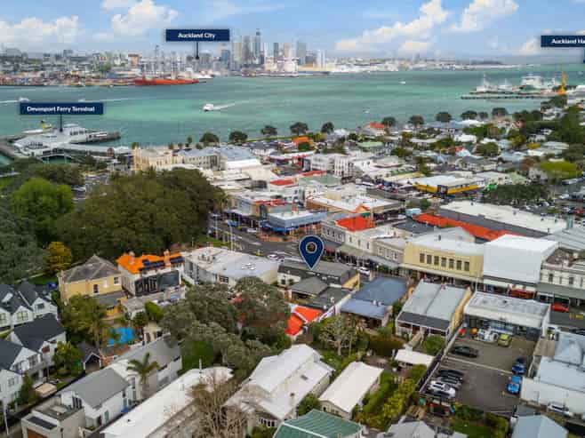 10A Victoria Road, Devonport