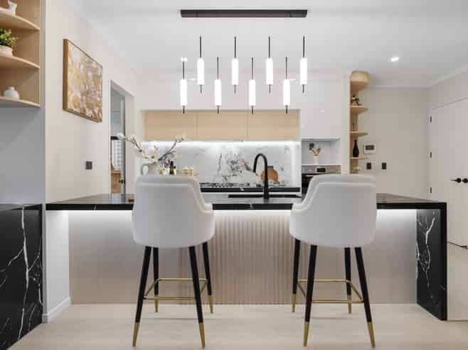 2F Hughs Way, Flat Bush