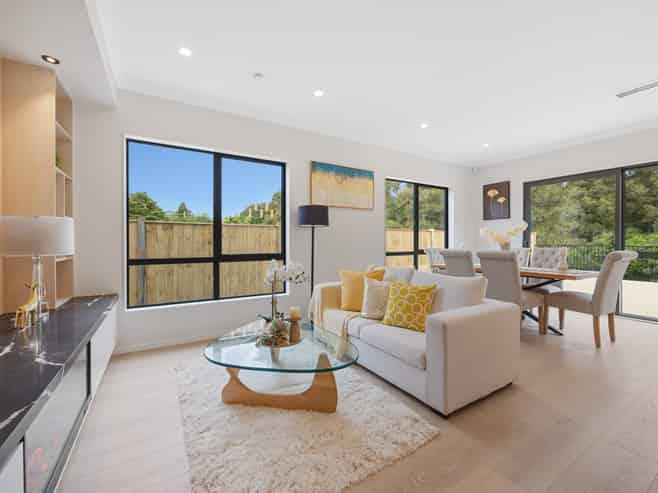 2F Hughs Way, Flat Bush