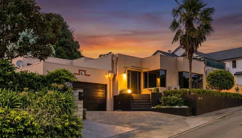 145 Milton Road, Bluff Hill