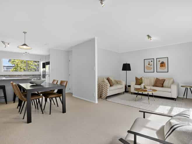 2/1a Gordon Avenue, Forrest Hill