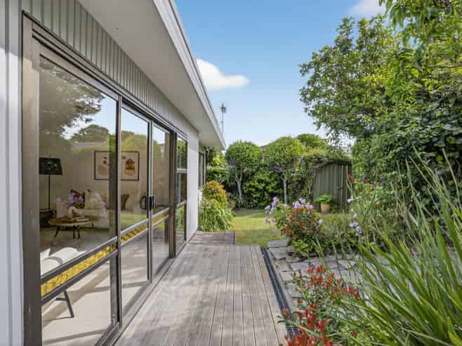 2/1a Gordon Avenue, Forrest Hill