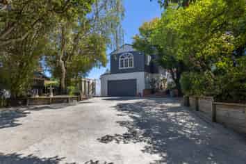 57 Matai Road, RAUMATI SOUTH