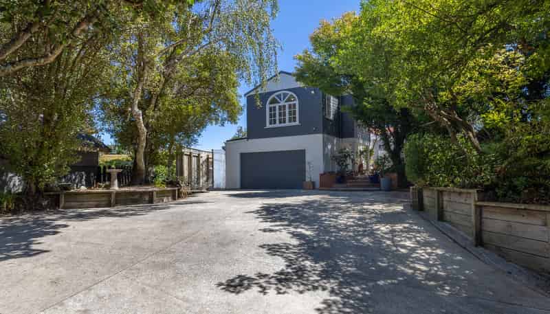 57 Matai Road, RAUMATI SOUTH