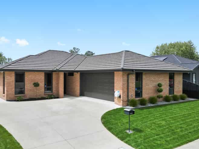 263 Dixon Road, Fitzroy