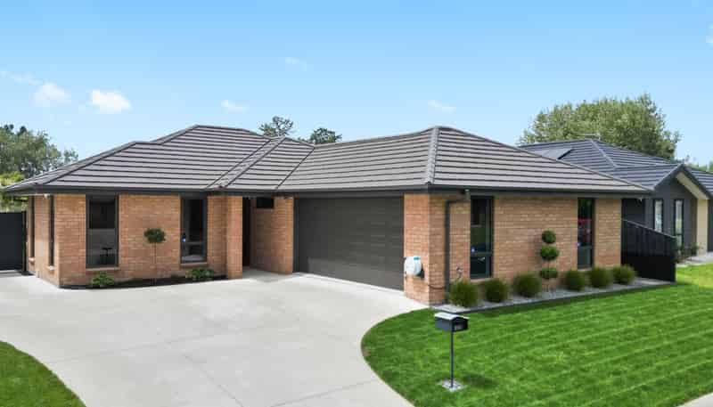 263 Dixon Road, Fitzroy