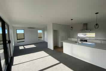 5 Antill Street, Woodend