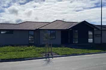 5 Antill Street, Woodend