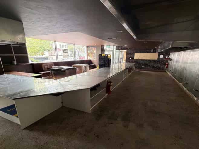 Huge Profile Corner Retail