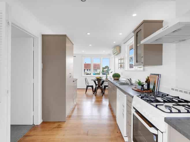 12 Slim Street, Melville