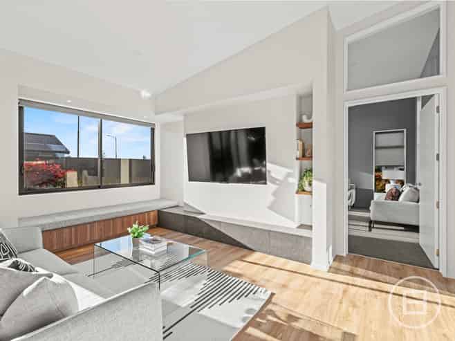 98 Southfield Drive, LINCOLN