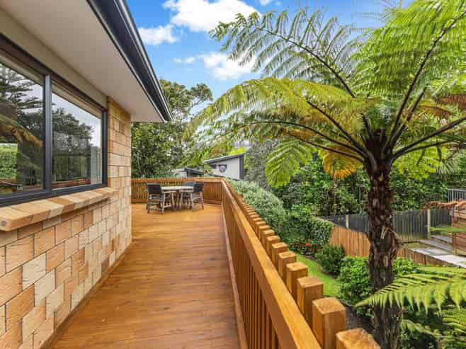 246 Hill Road, The Gardens