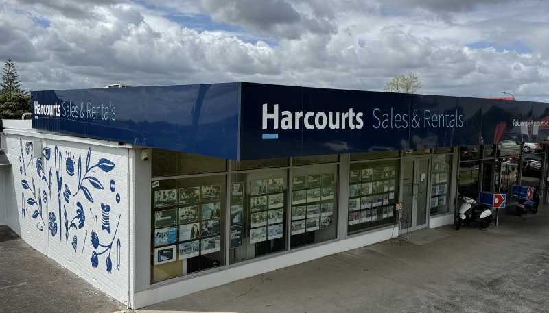 3 and 4/2 Johns Lane, Pakuranga