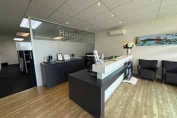 High profile Pakuranga Heights Office