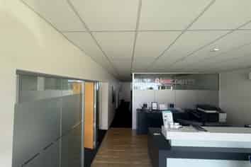 High profile Pakuranga Heights Office