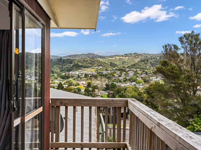 52b Hilltop Avenue, Morningside