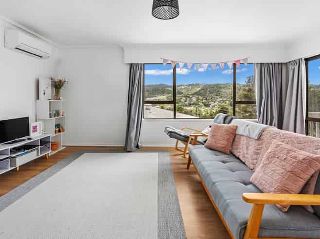 52b Hilltop Avenue, Morningside