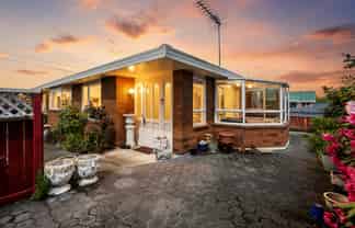 1 Victoria Street, Mosgiel