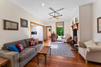 488 Telegraph Road, Burnham