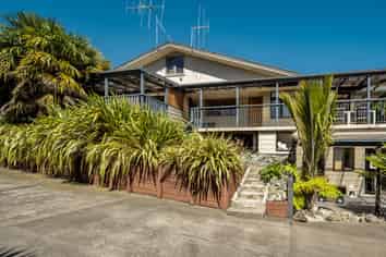 50 Main Road, Havelock