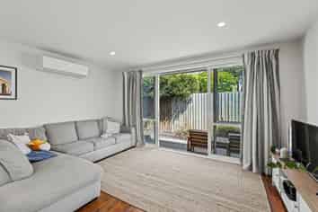 18A Derrett Place, Saint Martins