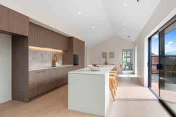 69 Whitehorn Drive, Lincoln