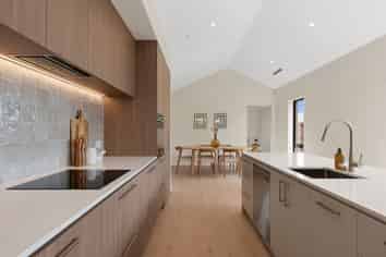 69 Whitehorn Drive, Lincoln