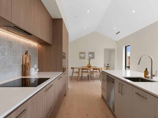 69 Whitehorn Drive, Lincoln