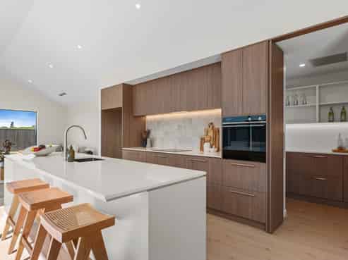 69 Whitehorn Drive, Lincoln