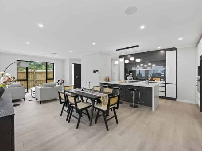 2 Ballyalton Crescent, Flat Bush