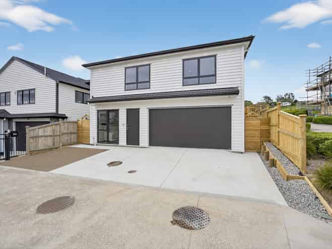 2 Ballyalton Crescent, Flat Bush