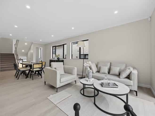 2 Ballyalton Crescent, Flat Bush