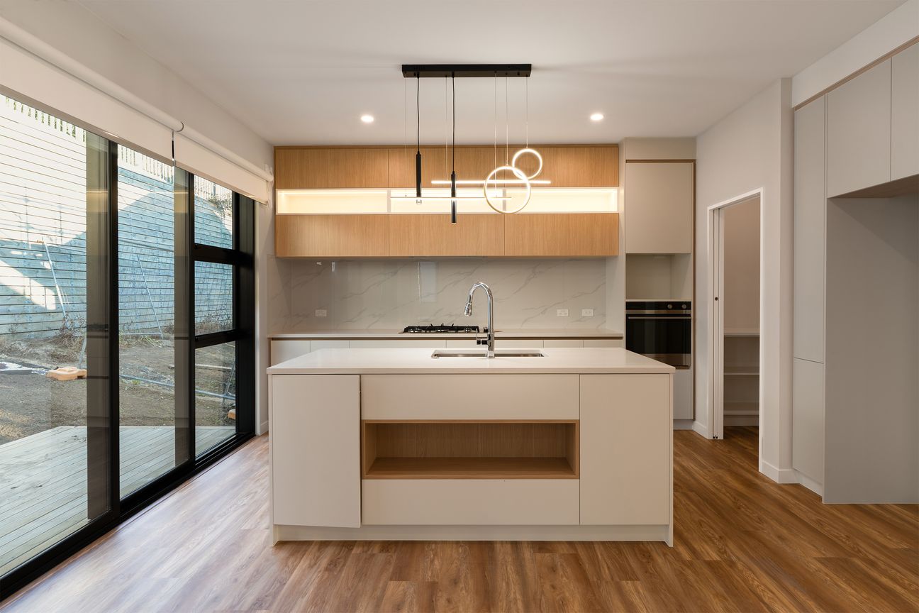 Urgent sale, the developer drop the price. - Vista 3